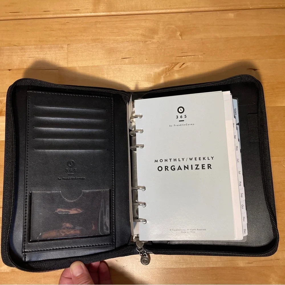 Franklin Covey 365 Monthly/Weekly  Black Planner Organizer 2006-2007